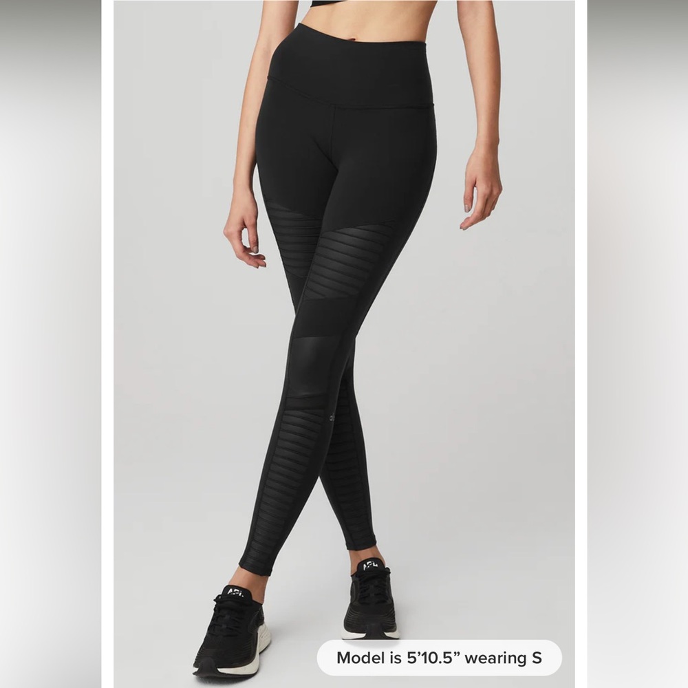 ALO Yoga Black Ribbed Leggings
